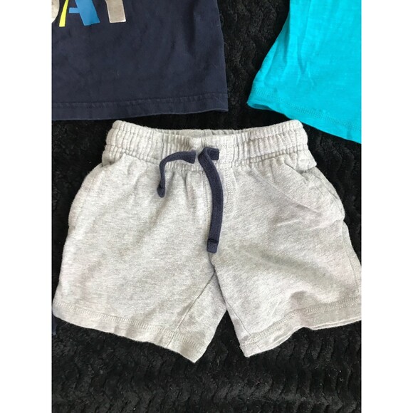 Gymboree size 2t Lot Bundle of boys t shirts and shorts - Picture 6 of 6